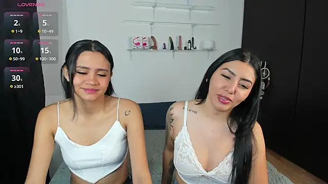 marianaandvalen online show from November 2025 11:13:02 AM