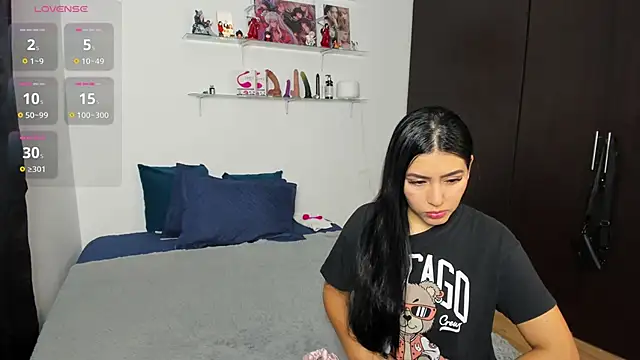 marianaandvalen online show from October 2025 11:12:01 AM
