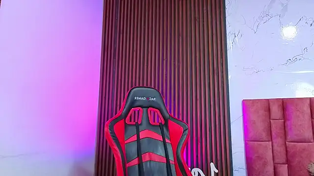 emily vermont online show from January 2026 03:46:01 AM