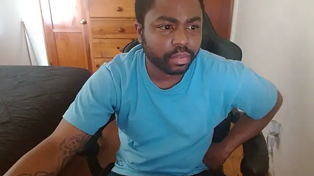 Breadwinnah online show from November 2025 09:08:02 PM