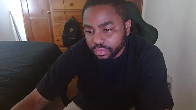 Breadwinnah online show from October 2025 08:00:01 PM