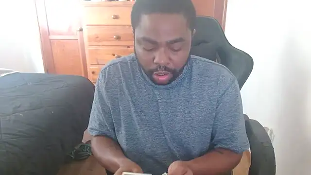 Breadwinnah online show from October 2025 09:26:02 PM