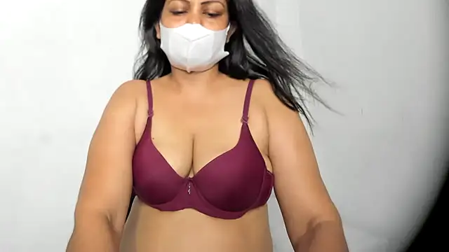 Crazy Cat1995 online show from March 2026 11:12:02 AM