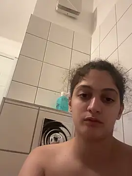 Snapshot of DreamThickCouple chatting on September 2025 09:42:01 PM DreamThickCouple online show from September 2025 09:42:01 PM