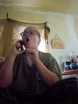 countrymomma online show from September 2025 01:28:02 PM