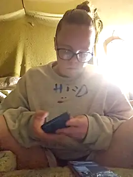 countrymomma online show from September 2025 03:57:01 AM