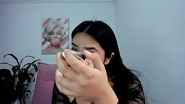 valeria millers online show from December 2025 02:19:02 PM