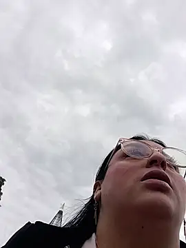 Snapshot of megan_fox5 chatting on December 2025 03:58:02 PM megan fox5 online show from December 2025 03:58:02 PM