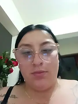 Snapshot of megan_fox5 chatting on December 2025 03:38:02 AM megan fox5 online show from December 2025 03:38:02 AM