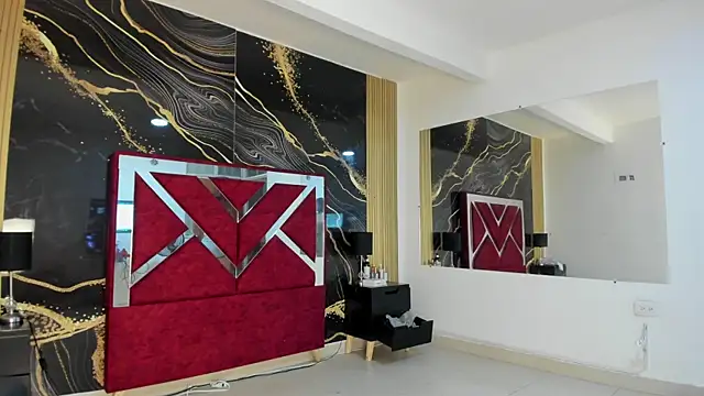 VioletRose as online show from December 2025 11:05:02 PM