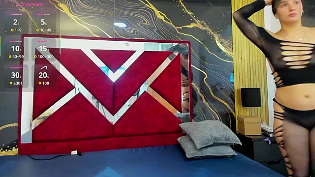 VioletRose as online show from February 2026 08:07:01 PM