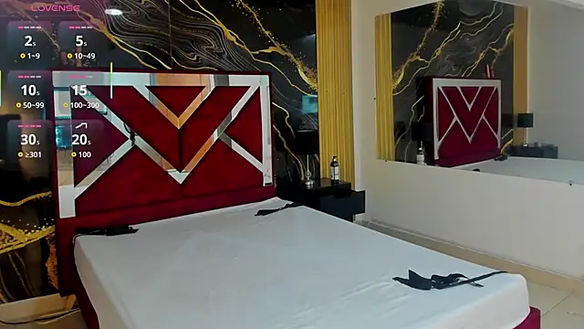 VioletRose as online show from January 2026 08:48:01 PM