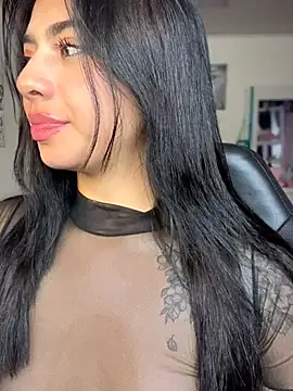 charlotte queen1320 online show from April 2026 04:15:01 AM