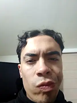 Snapshot of 18matthew chatting on November 2025 06:02:01 AM 18matthew online show from November 2025 06:02:01 AM