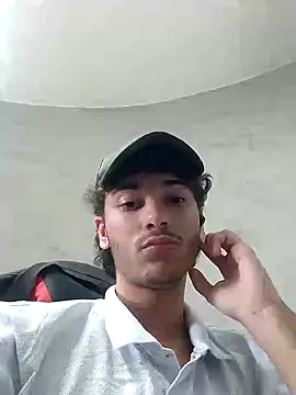 zyonboy1 online show from October 2025 01:59:01 PM