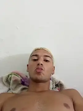 zyonboy1 online show from January 2026 02:32:02 PM