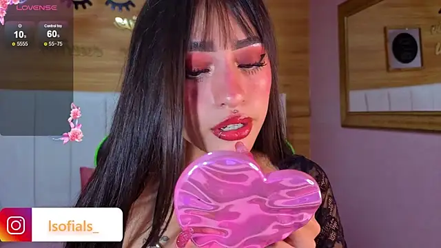 Abril Velvet a  online show from February 2026 12:55:01 PM