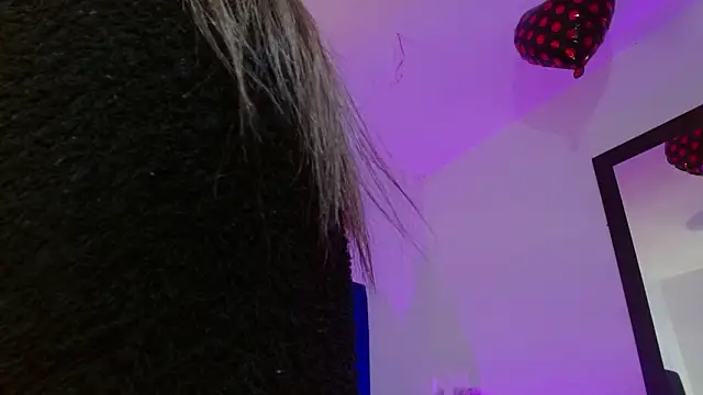 Annie switt online show from March 2026 04:49:02 AM