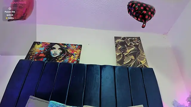 Annie switt online show from November 2025 04:02:02 AM