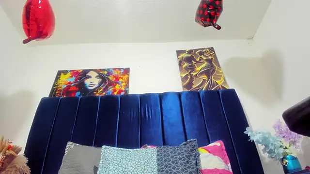 Annie switt online show from November 2025 05:00:02 AM