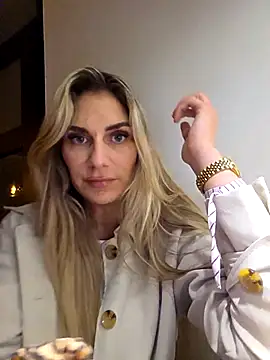 Melody1600 online show from March 2026 08:32:01 PM