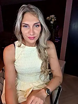 Melody1600 online show from April 2026 09:43:02 PM