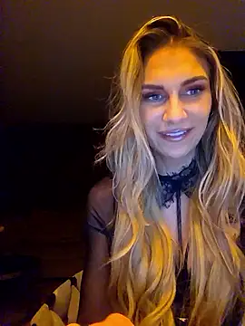 Melody1600 online show from March 2026 11:38:01 PM