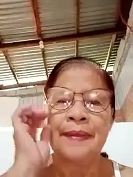 Snapshot of Sweet-Lita50 chatting on October 2025 12:22:01 AM Sweet-Lita50 online show from October 2025 12:22:01 AM