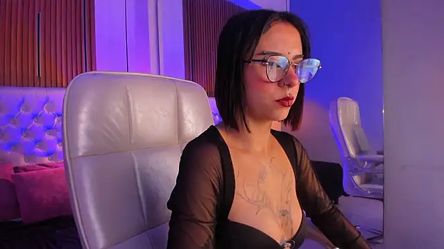 ZamabyCrucie online show from February 2026 11:04:02 PM