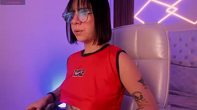 ZamabyCrucie online show from February 2026 11:37:02 PM