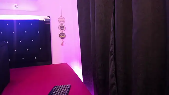 AkiraStone  online show from October 2025 12:37:01 PM