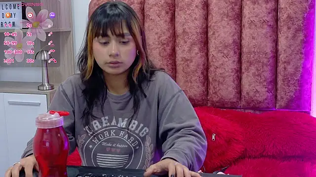 Snapshot of Conejita_420 chatting on November 2025 08:03:01 PM Conejita 420 online show from November 2025 08:03:01 PM