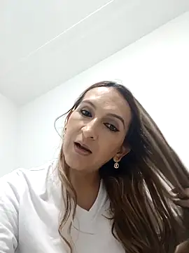 alanastones-19 online show from October 2025 04:24:02 AM