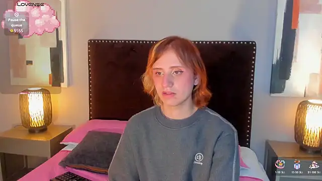 seraphine star online show from March 2026 02:33:02 AM