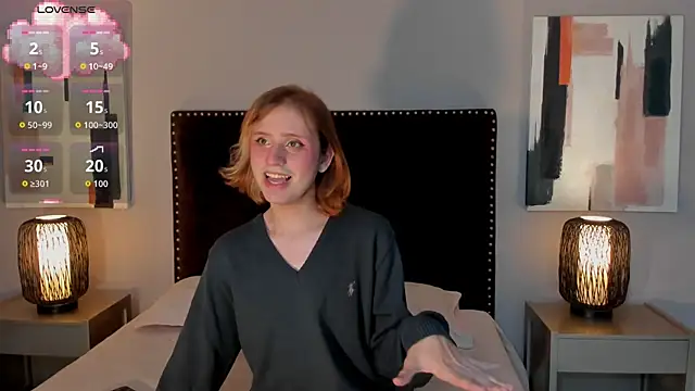 seraphine star online show from April 2026 09:51:01 PM