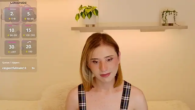 Snapshot of seraphine_star chatting on July 2026 08:37:02 PM seraphine star online show from July 2026 08:37:02 PM