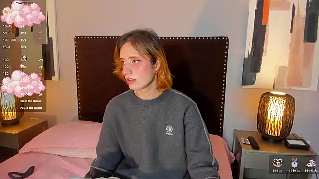 seraphine star online show from February 2026 09:36:01 PM