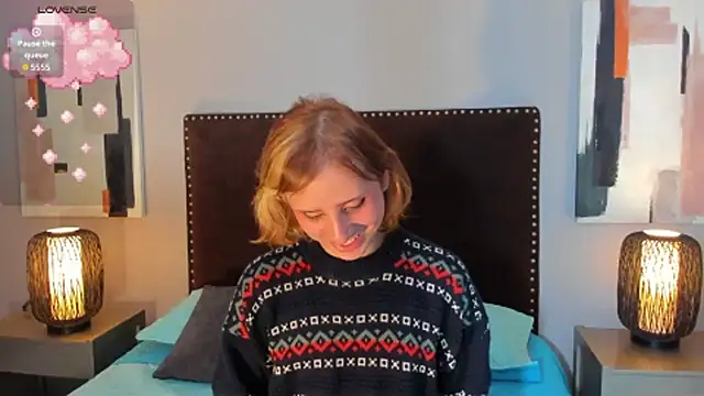 seraphine star online show from April 2026 02:46:01 AM