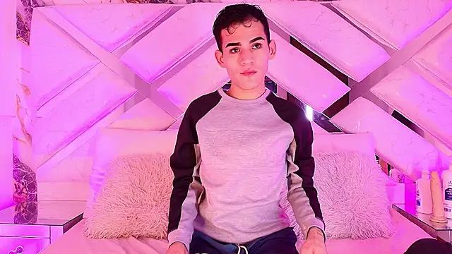 alessandro musk online show from March 2026 10:48:02 PM