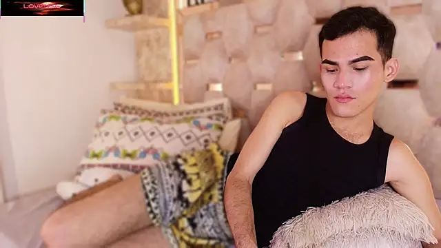 Snapshot of alessandro_musk chatting on February 2026 08:32:02 AM alessandro musk online show from February 2026 08:32:02 AM