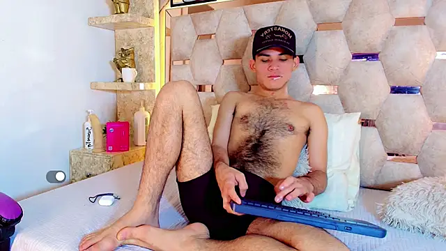 alessandro musk online show from May 2026 10:30:01 PM