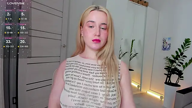 Snapshot of acidjuice0 chatting on October 2025 10:44:01 PM acidjuice0 online show from October 2025 10:44:01 PM