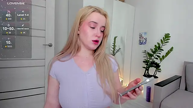 acidjuice0 online show from November 2025 04:13:02 PM