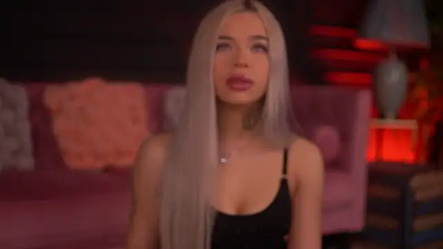 NickyBenz online show from November 2025 07:07:01 PM