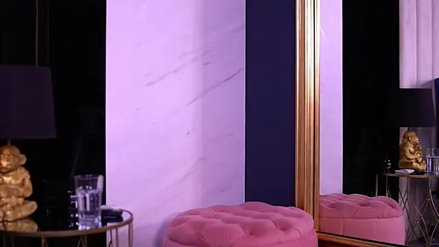 NickyBenz online show from April 2026 08:01:02 PM