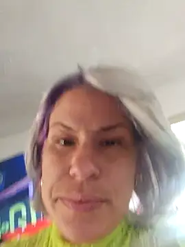 toomuchofafreak online show from October 2025 01:54:02 PM