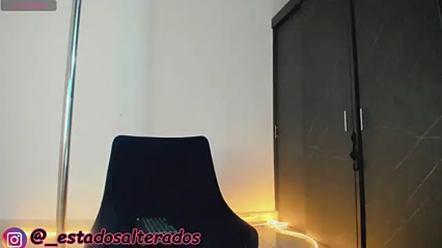 Snapshot of auraeroticaxxx chatting on July 2026 06:13:01 AM auraeroticaxxx online show from July 2026 06:13:01 AM