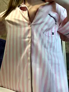 KaseyQuinn  online show from November 2025 09:31:02 AM