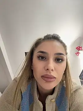 KaseyQuinn  online show from December 2025 08:50:01 PM