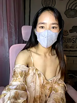 TiNa 04 online show from October 2025 04:17:02 AM